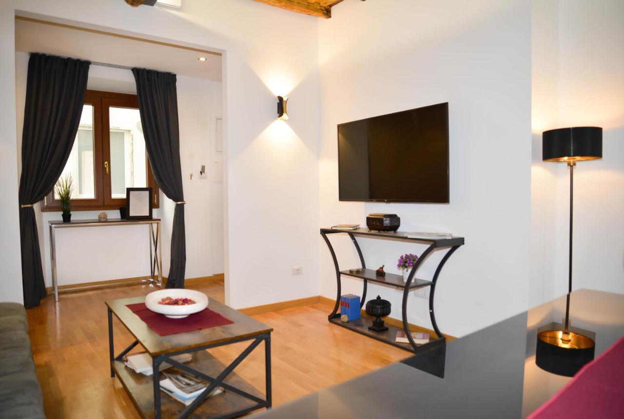 Fidia Palace Marco Aurelio'S Apartment Colosseo โรม ภายนอก รูปภาพ